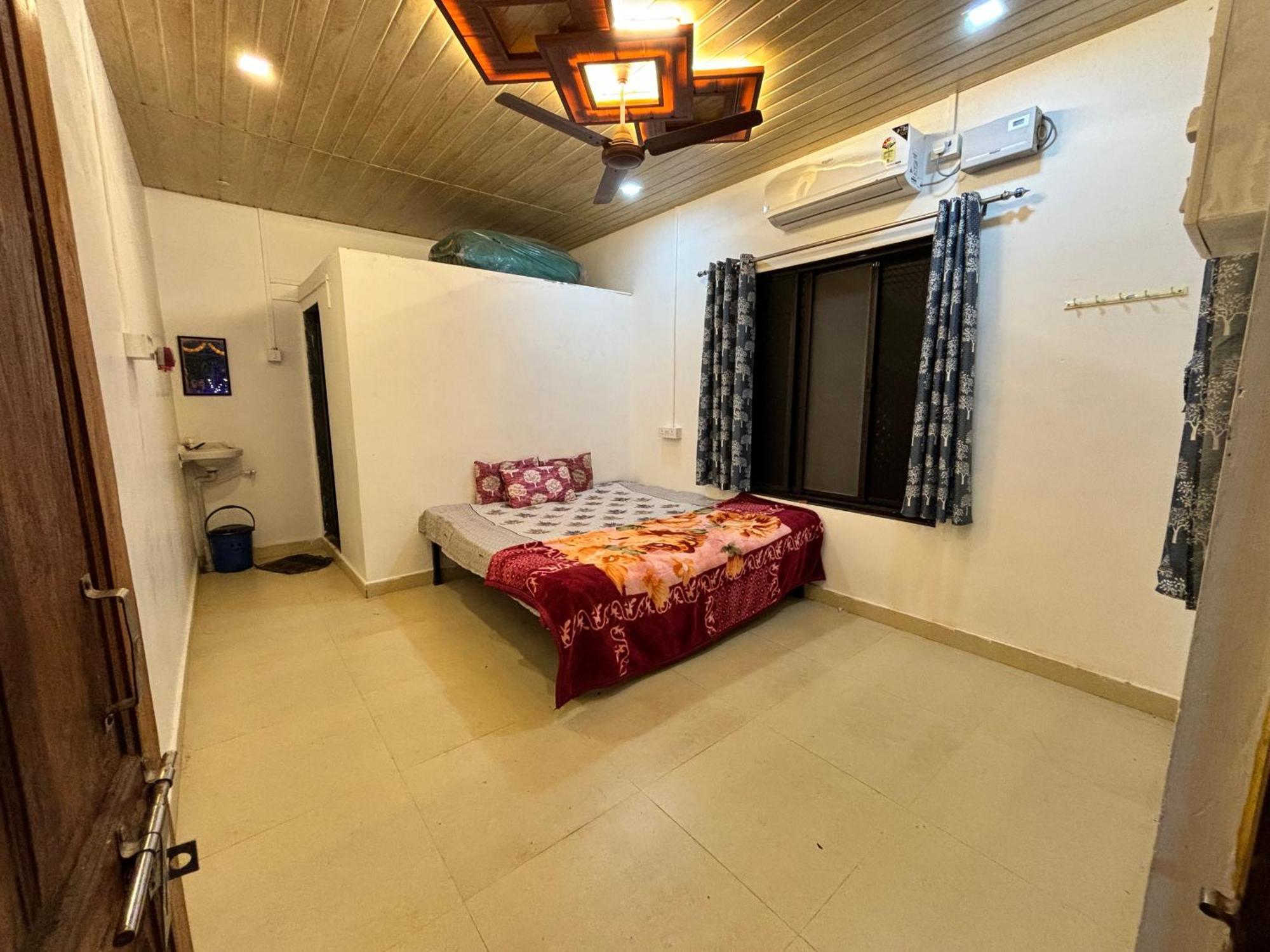 Pratik Mango Farm House Villa Revadanda Room photo